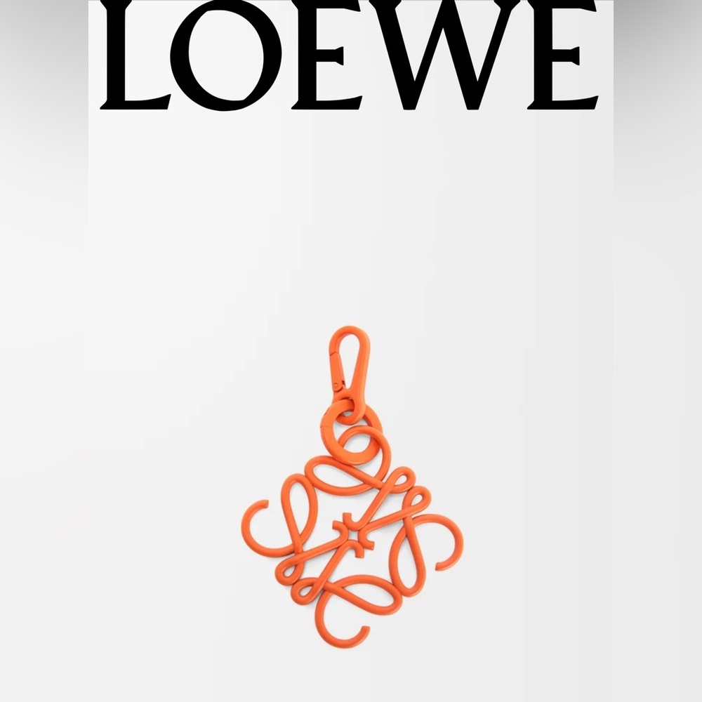 Loewe Vibrant Orange Keychain NWT - Picture 2 of 10